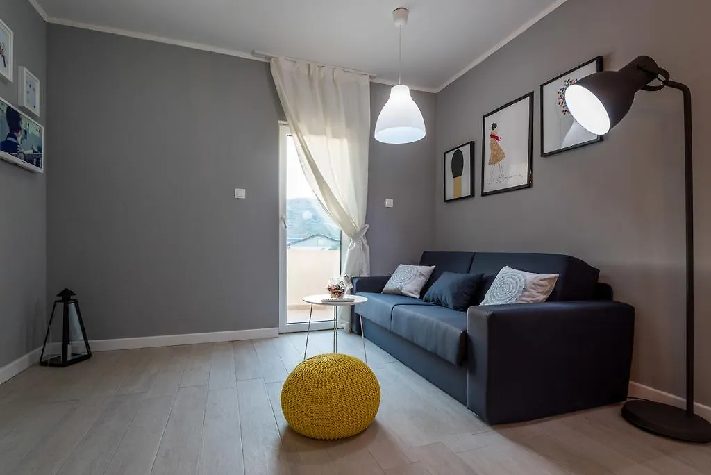 Studios Slaven Plano Apartment